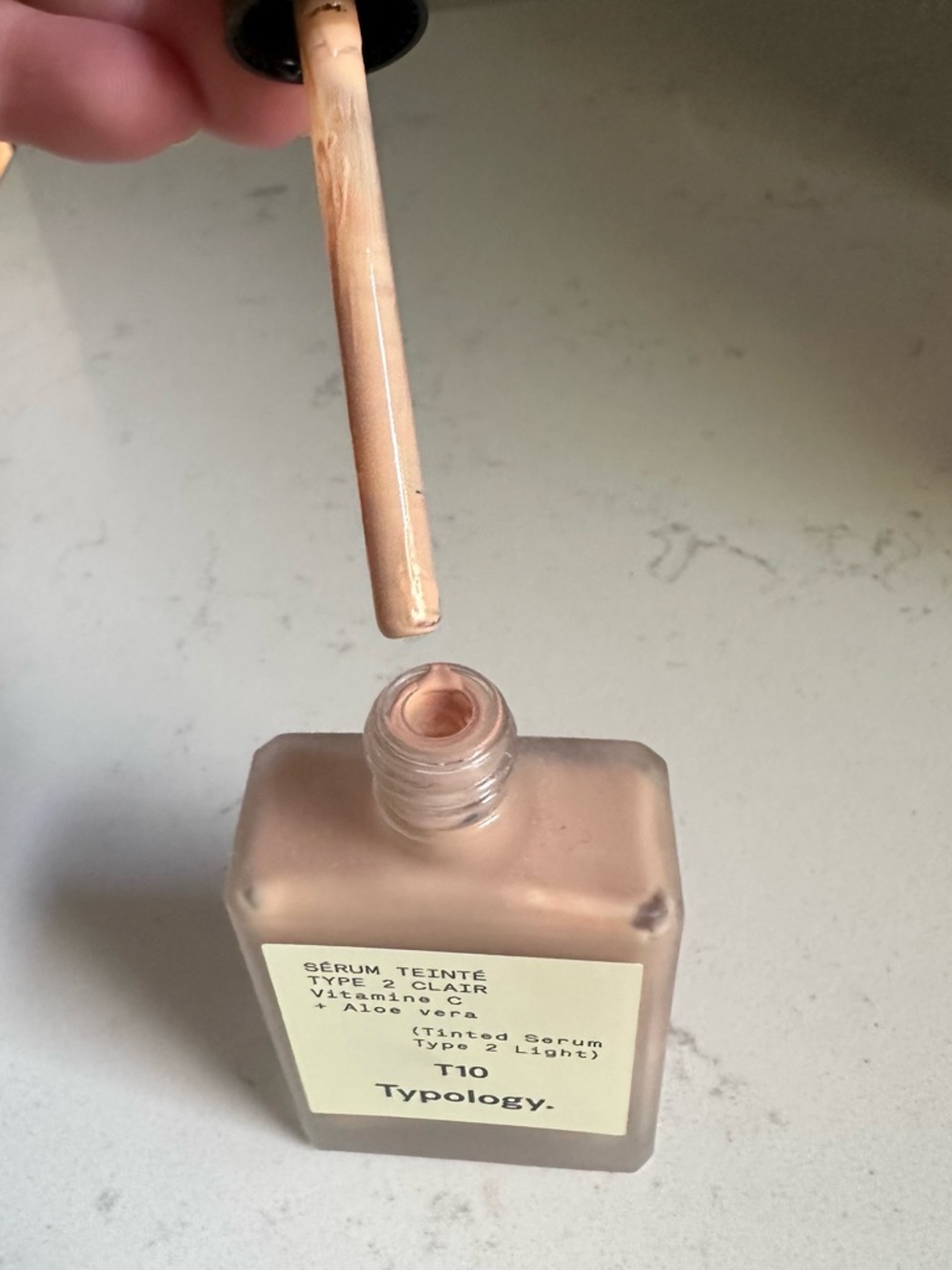 T31 Glow Drops Illuminating Serum - Light Peach - Picture 6 of 7